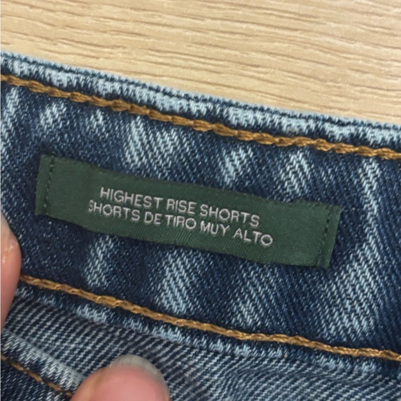 Wild Fable High Rise Distressed Denim Shorts Size 6 - Picture 6 of 7